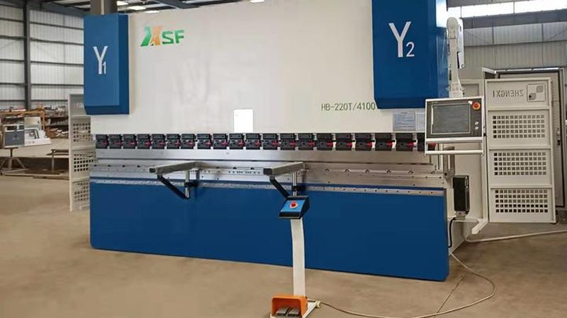模具五轴加工精度解析：精度与工艺的平衡之道